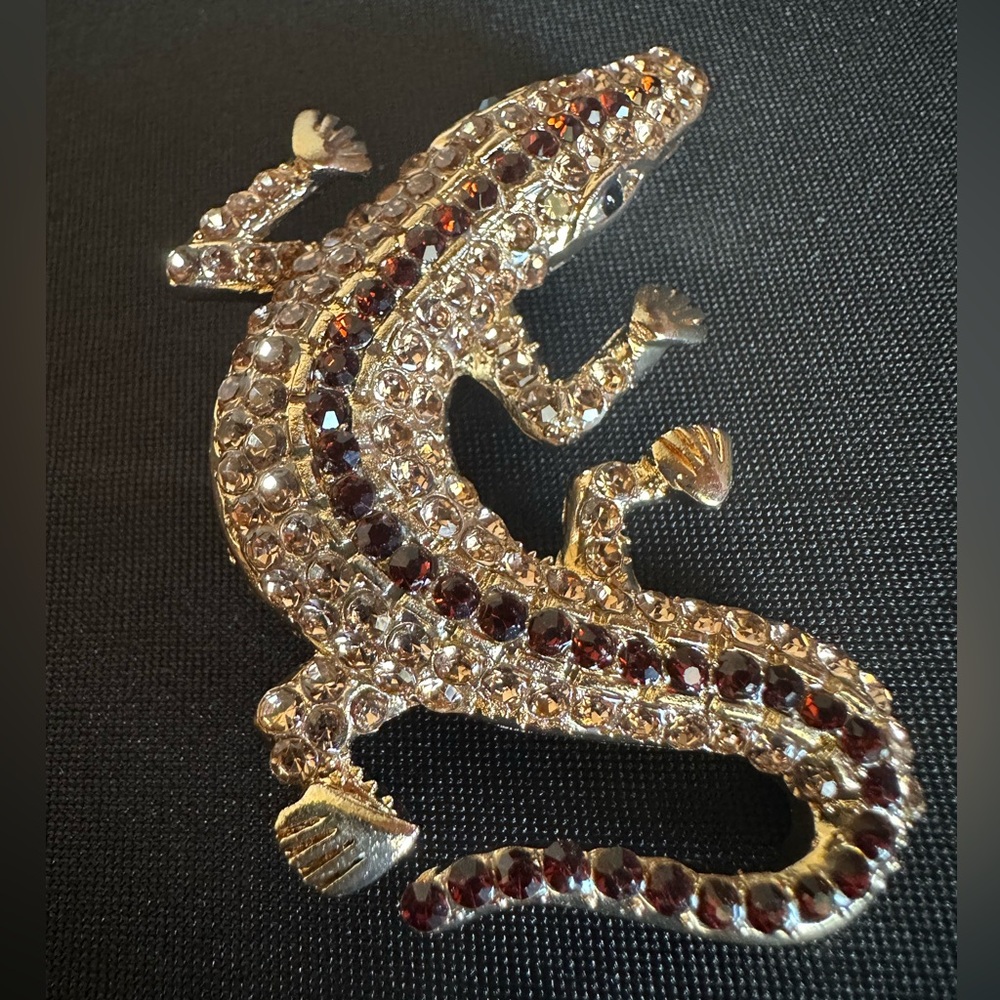 Alligator With Rhinestones Brooch